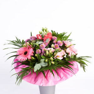 Blumenstrauß in Rosa ( je nach Lagerung können Blumen und Farben variieren)